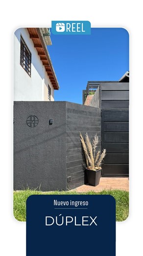 Valdes Negocios Inmobiliarios on Instagram: "Dúplex con diseño minimalista de categoría y funcionamiento inteligente, en Mar del Tuyú🌊 📲Por consultas, dejanos un WhatsApp al 2246409404 🏡 Inventario General de la Propiedad Patio Exterior • Pileta: 2.29 m de ancho x 1.75 m de profundidad • Sistema de máquinas de funcionamiento completo • Parrilla completa • Mesada equipada • Parrilla y cocina eléctricas • Máquina purificadora de agua Comedor • Mesa de mármol con 4 sillas de diseño • Aire acondi