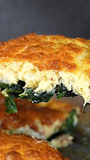 Dimitris Michailidis | Κάνε like άμα σου άρεσε το βίντεο και ακολούθησέ με για περισσότερες εύκολες συνταγές ❤️ Βρες τις πραλίνες μου στο... | Instagram