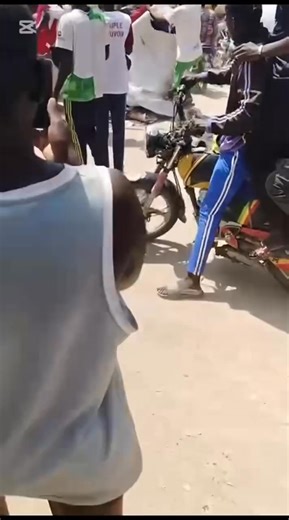 2.1K views · 14 reactions | [ Politique ] Issa tchiroma vs Biya...