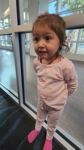 scarlette at the "hospibal"