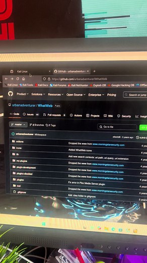 WhatWeb: أداة جمع تقنيات الويب لمواقع الإنترنت