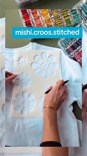 Beautiful Flower Style for Short Shirts