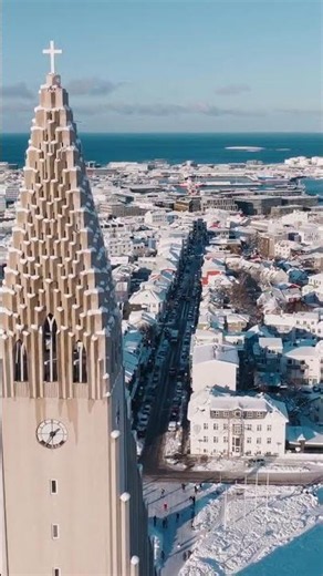 Reykjavik, Iceland Looks Like a Winter Fairytale ❄️