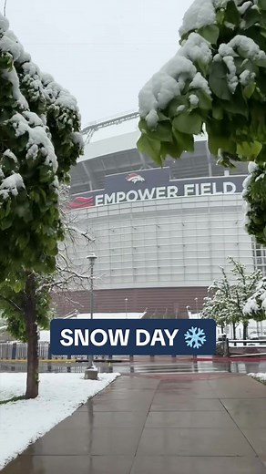 May Snow Day in Denver, Colorado