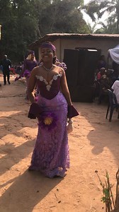 225K views · 5.9K reactions | You see this Asoebi ladies they came fully prepared for their friend (bride) kindly glue yourself to this page for more videos 殺殺 #bestbridalmakeupartistinenugustatenigeria #topmakeupartistinenugu #goals #facebookreelsviral #videoviralシ #goals #trendingreels #trendingreelsvideo | Jasmine Makeover | Facebook