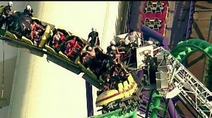 Riders rescued from stranded roller coaster at Six Flags