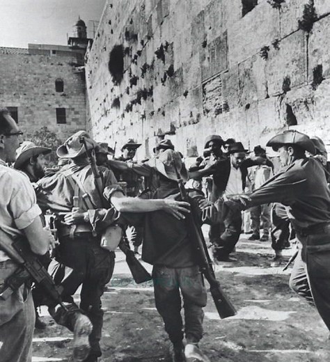 The Blogs: Yom Yerushalayim: Mota Gur’s Radio