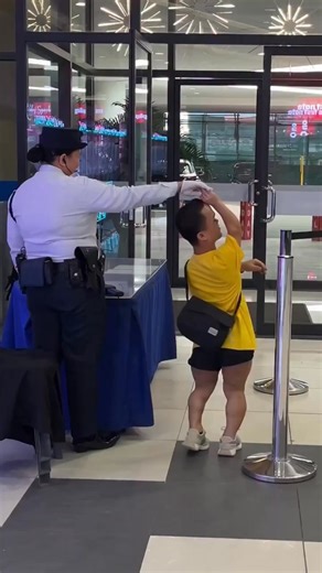 Wow amazing catwalk #kraktv #viravideos #highlights | Fred Blizz