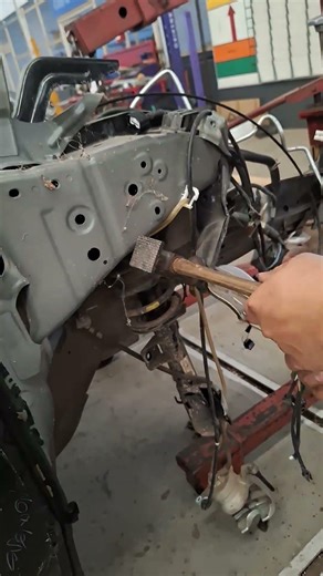 Bend the front fender mounting bracket. #shorts #short