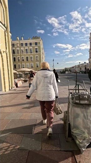 Tourists☀️🗺️Walking Nevsky📸Prospect in Saint-Petersburg👀🏛️Street Architecture #asmr #art #travel #eu