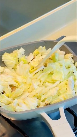Chicken and Napa cabbage Stir-Fry for a quick lunch | simple, saucy and actually good🔥 #asmr #food