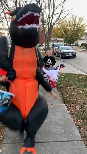 Halloween Dragons Attack! Trick-or-Treat