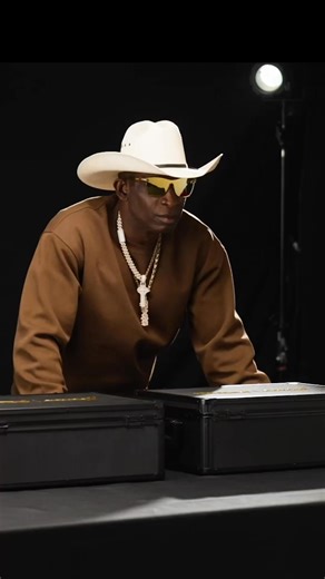 This iconic lens makes the ultimate style statement levels up your looks every day, all day the Coach Prime way. | Blenders