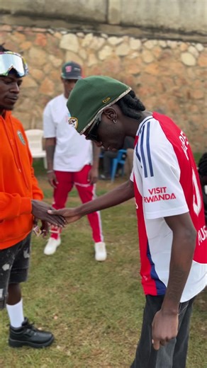 alien_skin_addict (@alien_skin_addict)’s videos with original sound - AlienSkin ug