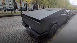 Modified Tesla Cybertruck spotted on roadside in Russia