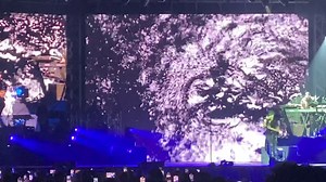 35K views · 540 reactions | “Mad” - NE-YO Champagne & Roses Tour Manila, Wilbros Live, Araneta Coliseum | One Music PH | Facebook