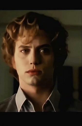 Twilight Bella went to Edward House, Paper Cut Scene #twilight #kristenstewart #edit #shorts
