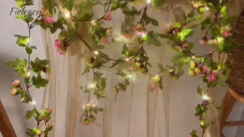 Fielegen 20 LED Rose Flower String Lights Battery Powered 7.2ft Artificial Flower Garland with Lights Rose Vine Fairy Lights for Valentine's Day Home Garden Wedding Party Indoor Wall Decoration