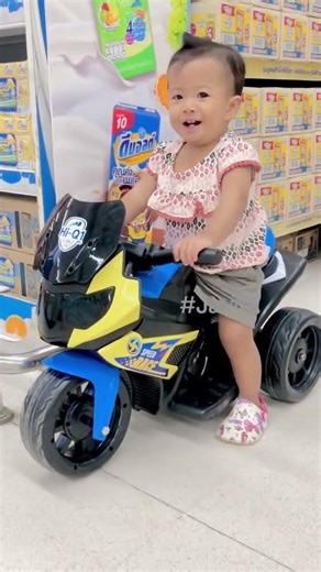 ลูกสาวนักซิ่ง แง้นๆ #ลูกสาว #น้องเจน่า #jaynapornlapas #1ขวบ3เดือน