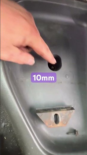 Remove center console from Chevy blazer S10 GMC Jimmy Sonoma 4.3