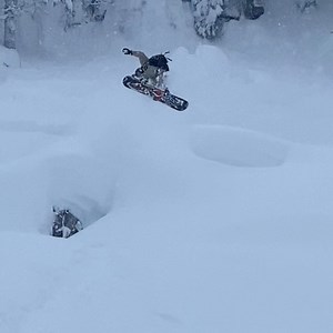 Lib Technologies | @ryanpowderson in the powder…son! Watch his full part up on @kingsnowmag now, link in bio. #libtech #libtechjamielynn #mervinmade 🇺🇸🍎🇨🇦... | Instagram