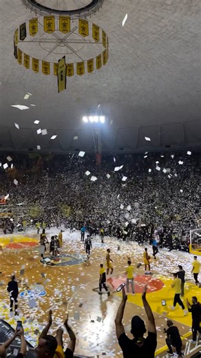 Greek basketball just hits different 🏀🔥 | SPORTbible