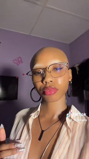 Gorgeous Bald Lady: Embracing Confidence and Beauty