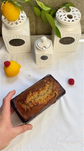 This Lemon Raspberry Cake Is My Most Requested Recipe 🤤..... #bakingmadeeasy #thebakefeed #recipe