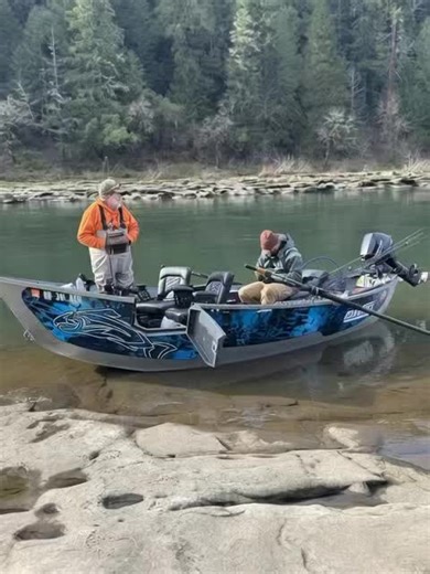 Thomas A Walton on Instagram: "When the fish are biting you gotta get on em!! Southern Oregon Anglers Charter & Guide Service captures the take off!"