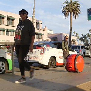 This autonomous cargo bot is an adorable piece of machinery | Your Future Car by Autoblog