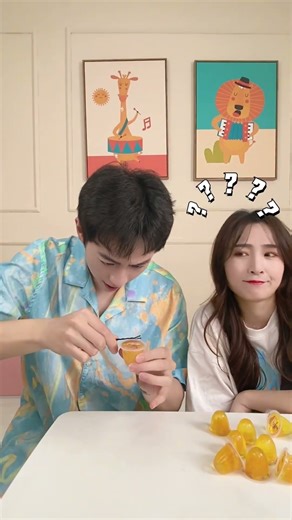 发夹竟然可以开果冻！！！#蕃尼学院#Funny College#蕃尼家族#The funny family #搞笑 #挑战 #funny#challenge