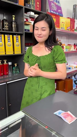 This lighter is more expensive than fire. #搞笑