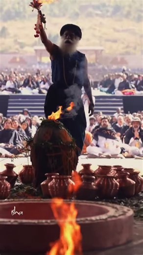 637K views · 30K reactions | Towards The End of The Yogeshwar Linga Consecration, Sadhguru Offers An Arati To The Linga | Sadhguru | Facebook