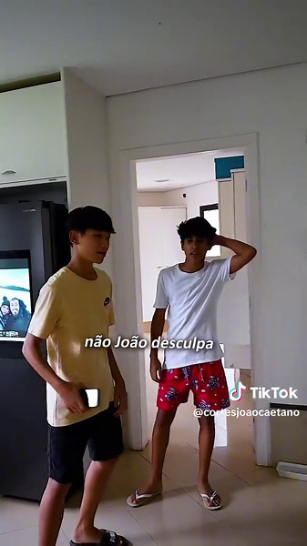 Pirralhos Entram na Minha Casa: O Vídeo Completo