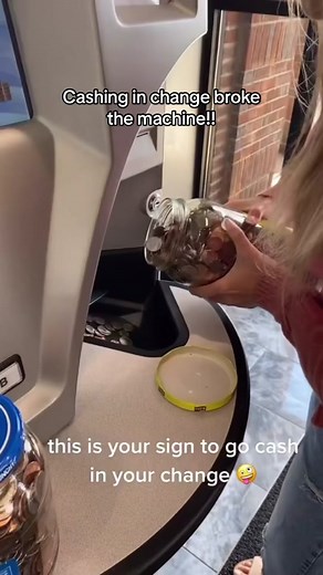 Cashing in her change broke the machine!! 🫣 First clip by @Vivian Wendel #coin #penny #money #numismatics #money #coinstar #coincounting #thecoinchannel #foryou #greenscreenvideo #greenscreen