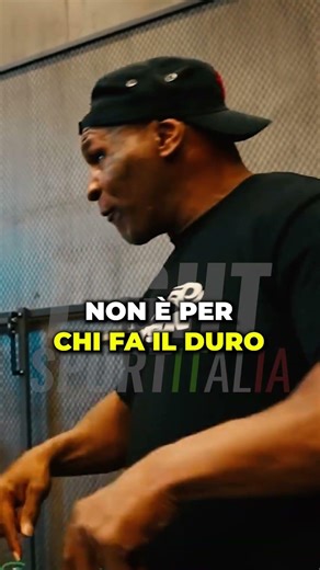 La boxe non è per chi fa il duro, è per gli uomini intelligenti - Mike Tyson