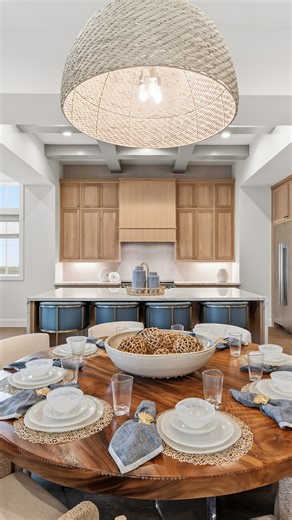 Step inside “Charmed” at 116 Charming Lane — our Gulf-front showstopper on this year’s Best of Texas Coastal Home Tour: Holiday Edition. Join us December 6–7 as we open the doors to beautifully decorated coastal homes, festive family fun, and plenty of holiday inspiration at the shore. ✨ Tickets are $10 and benefit local toy and food drives. See more or buy your tickets now: https://tr.ee/2025HolidayHomeTour. We can’t wait to celebrate the season with you! | Cinnamon Shore