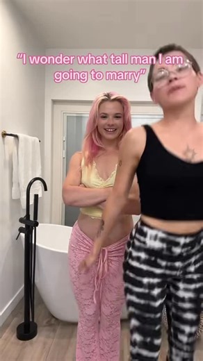 Charm Daze on Instagram: "This is one of my fav videos I’ve made with my lover @charmandvenus #wlwcouple #loversinlove"