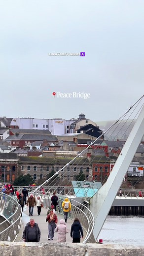 Exploring the Peace Bridge in Derry/Londonderry