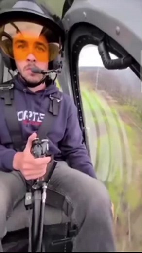 Un pilote qualifié ramassant des monteurs de ligne #experience #danger #pilote #pro #dexterite #calme #helicoptere #helicoptereela #helicopterexident #dangerous #controle #maitrise