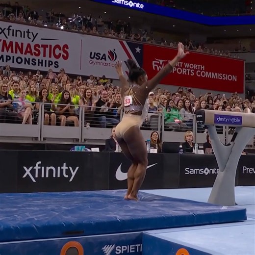 The slow-mo of Simone Biles’ beam dismount is phenomenal. 👏 #XfinityChamps | NBC Sports