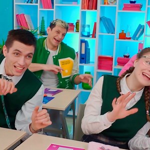 Good Teacher VS Bad Teacher! | Troom Troom Food