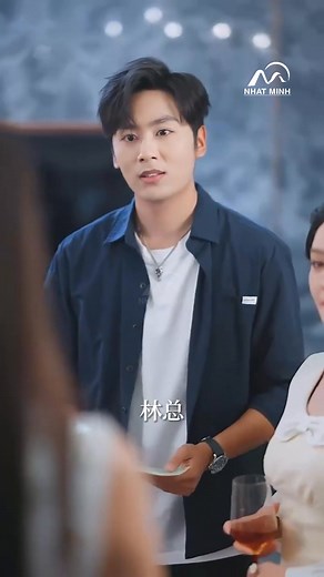 391K views · 7.4K reactions | Review Phim Full Bộ: Hệ thống “Giúp phụ nữ là vui" Nội dung phim: Hôm qua, anh ta bị người vợ ham tiền lừa hết tài sản, bị đuổi ra khỏi nhà, hôm nay, anh ta kích hoạt hệ thống “Giúp phụ nữ là vui”, chỉ cần giúp các cô gái giải quyết rắc rối là có thể trở nên giàu có. Diễn viên: #phimxuyenkhong #phimtongtai | Ngủ Đêm | Facebook