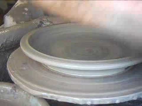 SIMON LEACH - throwing a plate