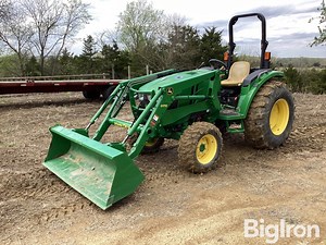 2015 John Deere 4052M MFWD Compact Utility Tractor W/Loader | Agriculture