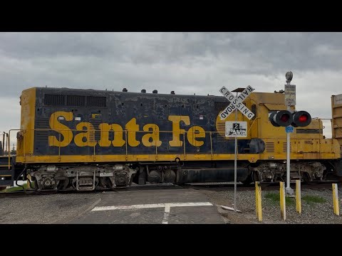 CCT 1501 Lodi Flyer Local w/ BUGX Ex-ATSF North - Calaveras Bike Trail Ped. Crossing, Stockton CA