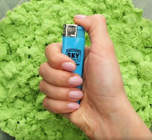 388K views · 822 reactions | Idee creative per fare delle candele fai-da-te che renderanno la tua vita più luminosa!: | 5 Minuti Creativi | Facebook