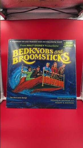 1971 Walt Disney Bedknobs and Broomsticks 33 RPM Record Album The Story and Songs #movie #film