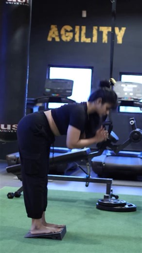 Dr Arthy on Instagram: "These dynamic stretches warm up your muscles and improve blood flow - helping prevent cramps and injuries during your leg workout! Try them out and let me know how they feel  #gym #gymmotivation #strength #fit #flexibility #fitness #girlswholift #legworkout #legday #dynamicstretching #warmup"