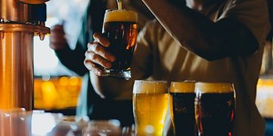Forget Latte Art - This Machine Makes Beer Foam Art